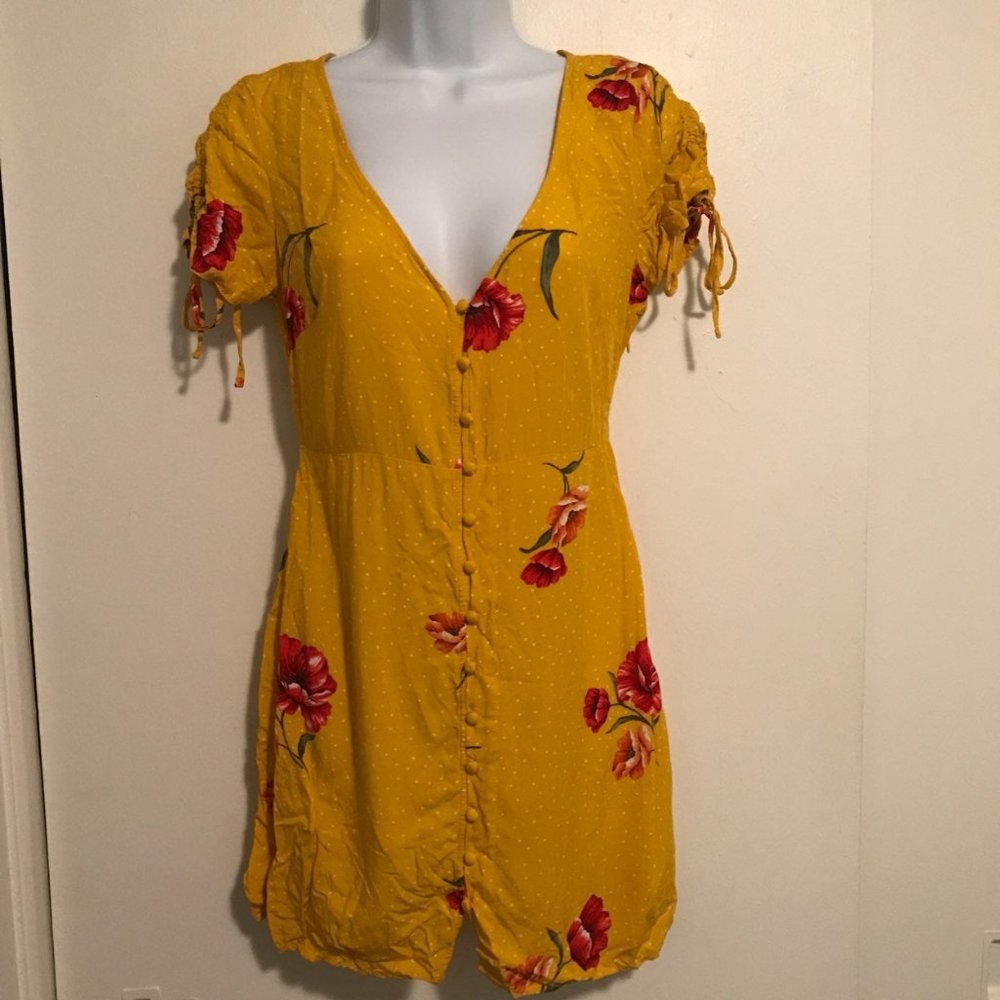 Forever 21 Gold Floral Button Front Mini Dress